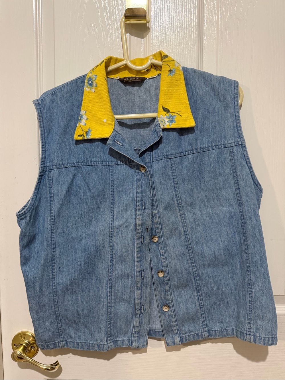 Vintage Denim Sleeveless Shirt with Yellow Floral Collar